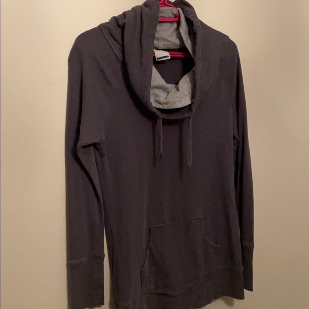Women’s Cowl Neck Sweatshirt Size M